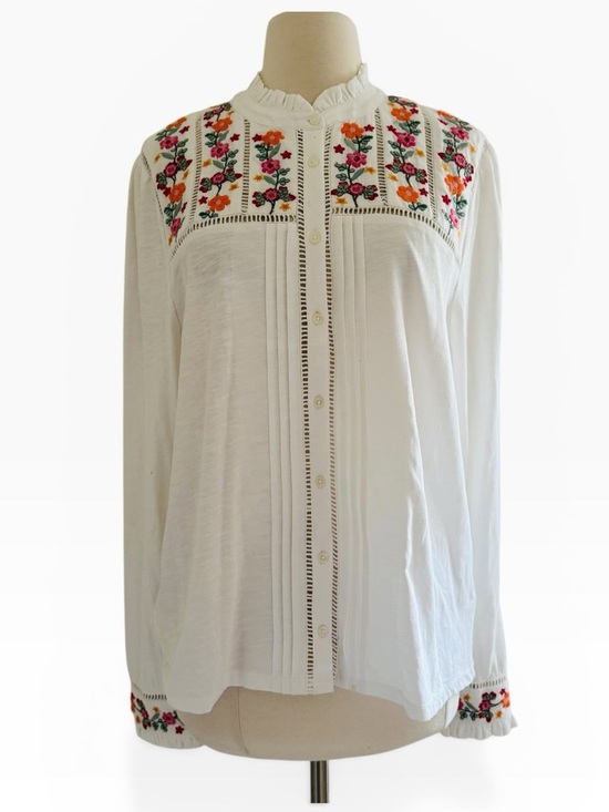 Boden Tops - Boden Embroidered Floral Button Front Top